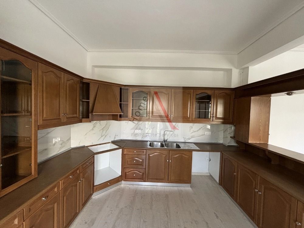 Apartment in Nea Smyrni - view 1