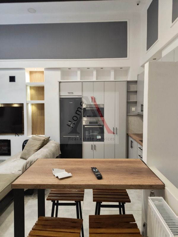 Apartment in Athens - view 1