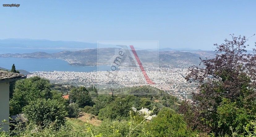 Land in Portaria - view 1