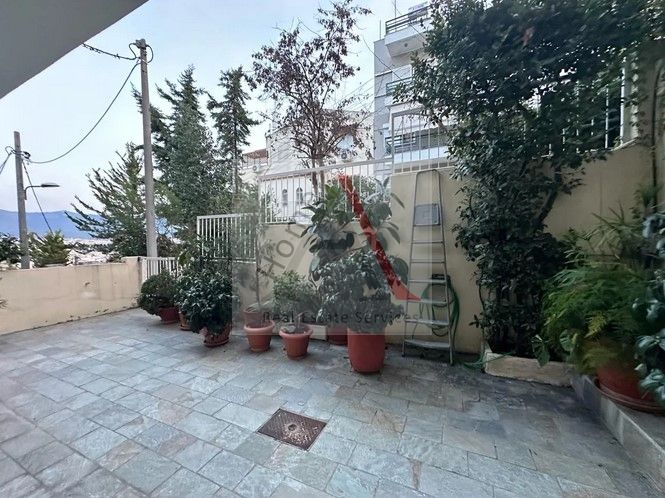Apartment in Central Athens - view 1