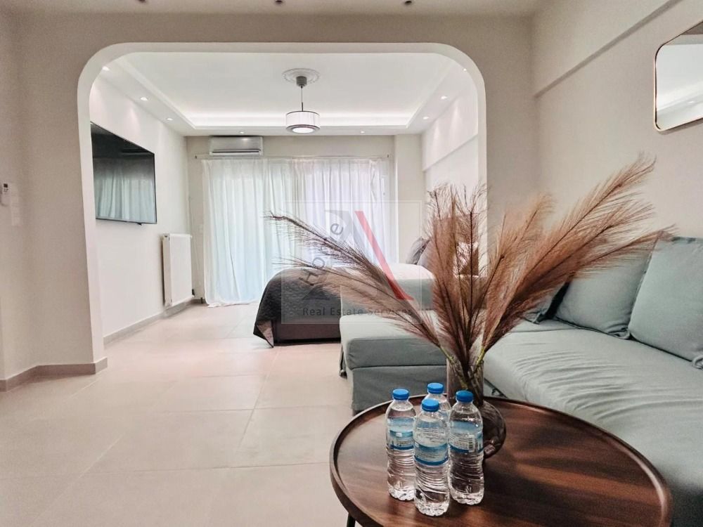 Apartment in Palaio Faliro - view 1