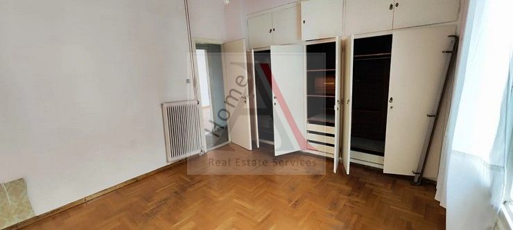 Apartment in Athens - view 1