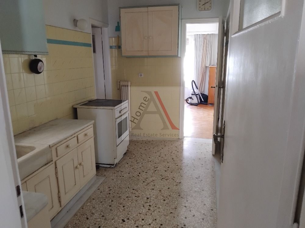 Apartment in Athens - view 1