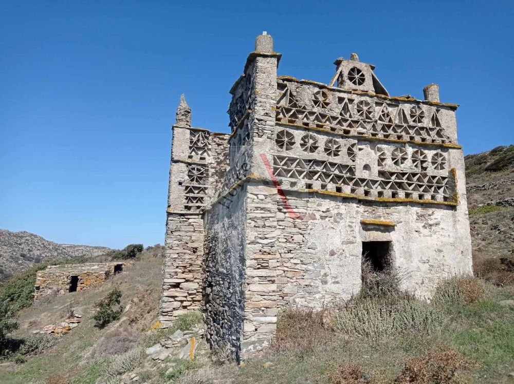 Land in Tinos - view 1