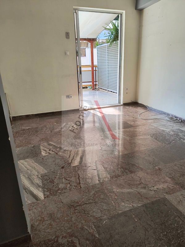 Apartment in Athens - view 1