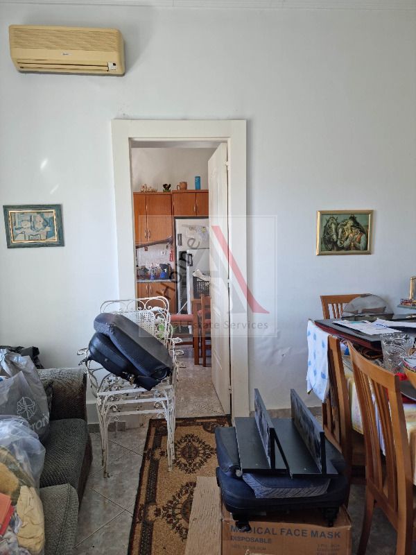 House in Central Athens - view 1