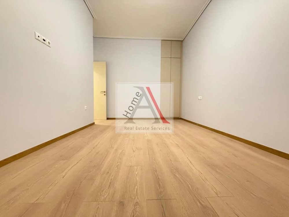 Apartment in Athens - view 1