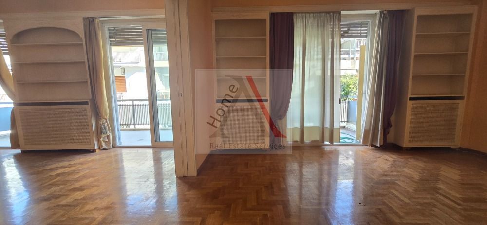 Apartment in Athens - view 1