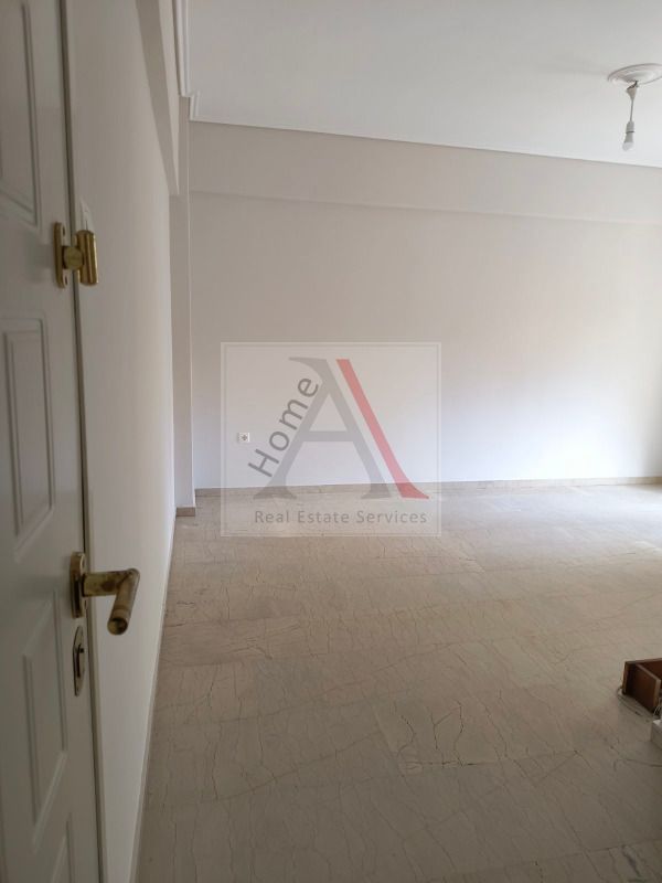 Apartment in Athens - view 1
