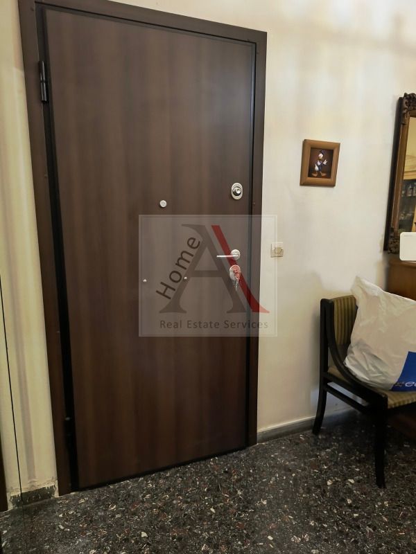 Apartment in Athens - view 1