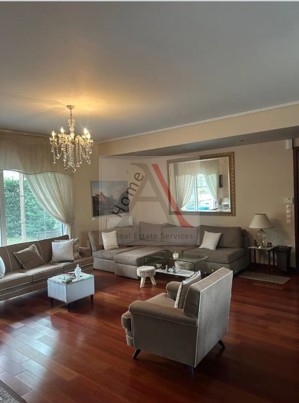 House in Nea Erythraia - view 1