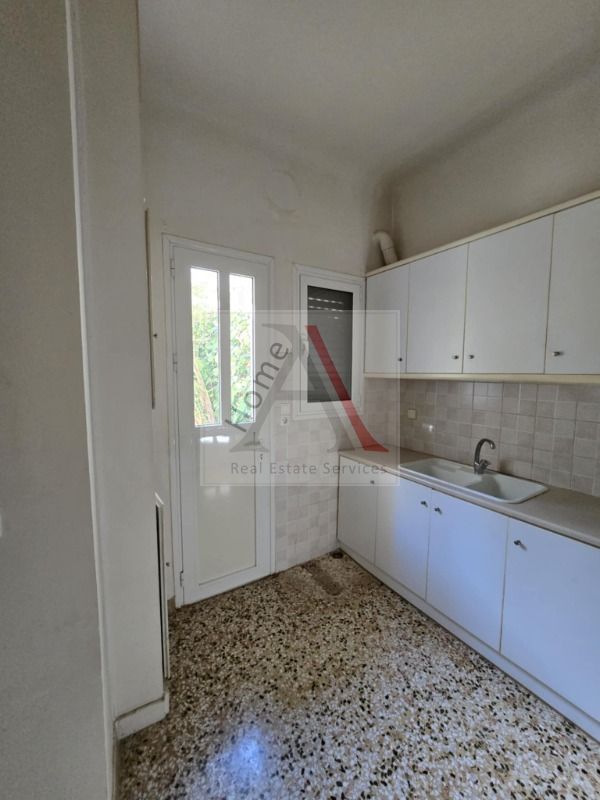 Apartment in Nea Ionia - view 1