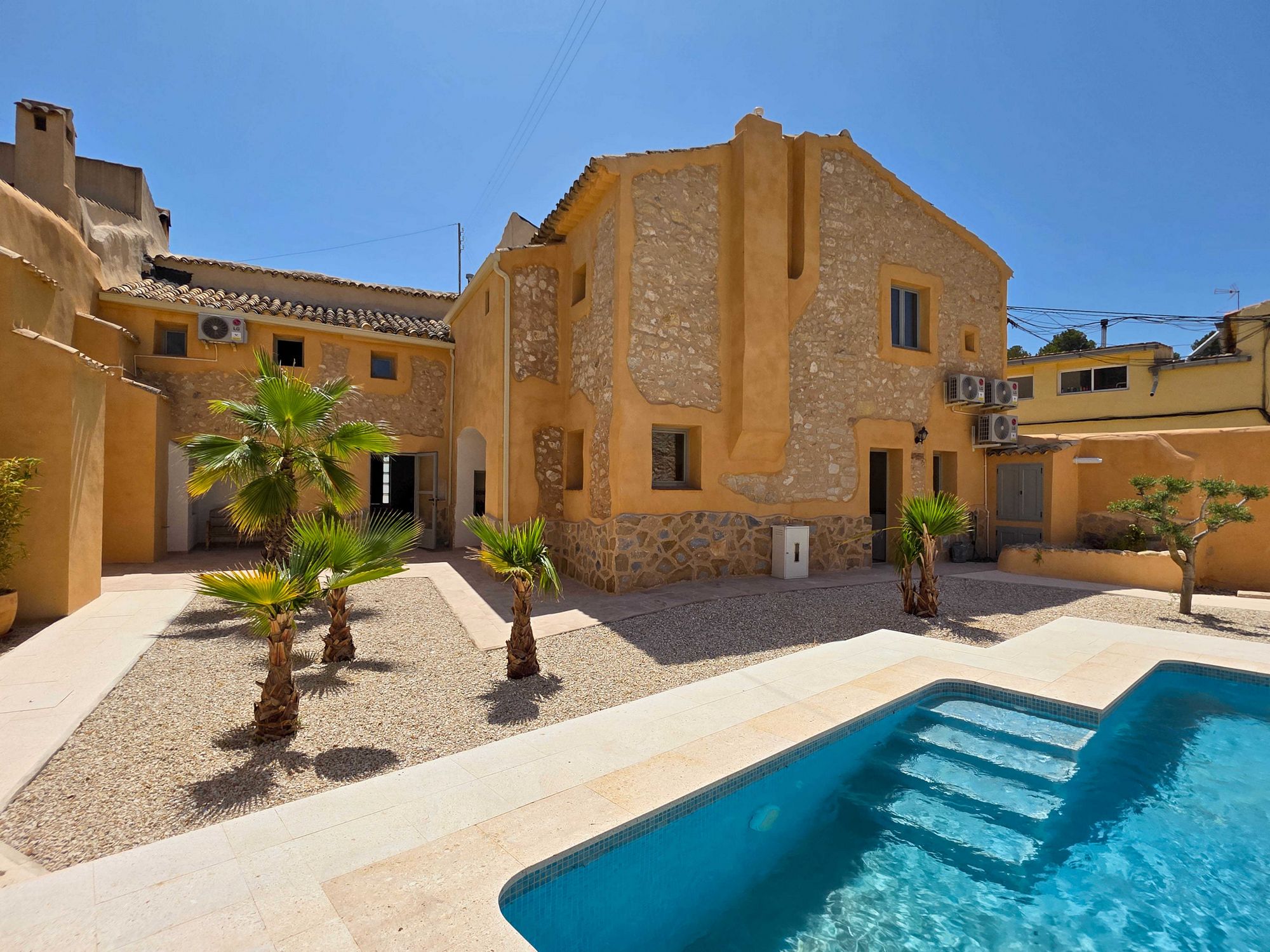House in Las Encebras - view 1