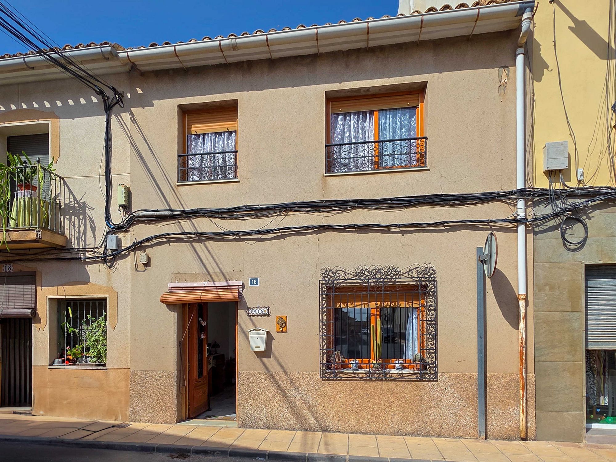 House in Pinoso - view 1