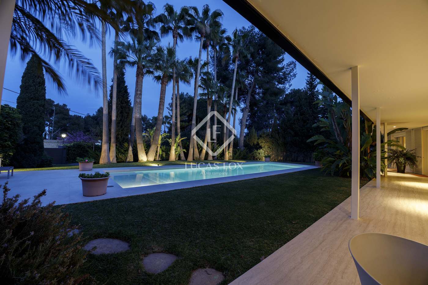 House in Godella - view 1