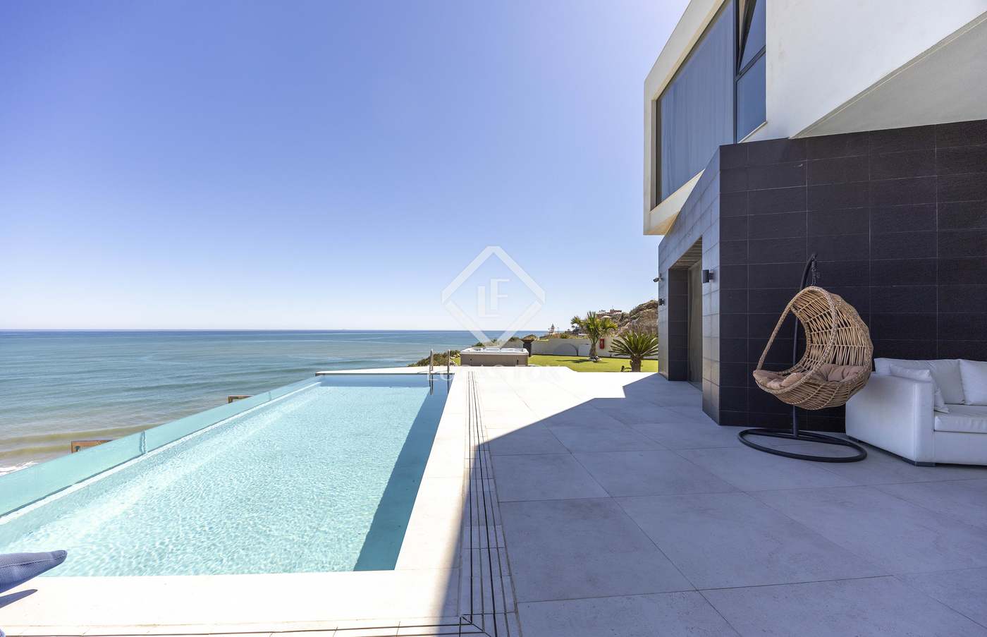 House in El Grao - view 1