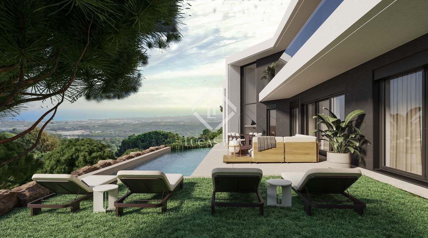 House in Cabrils - view 1
