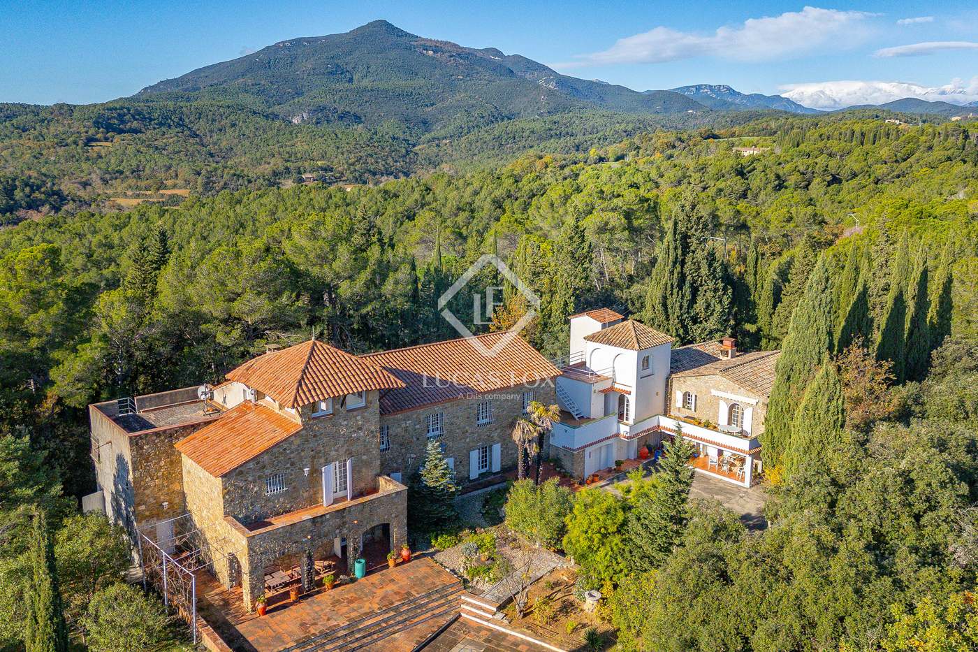 House in Girona - view 1