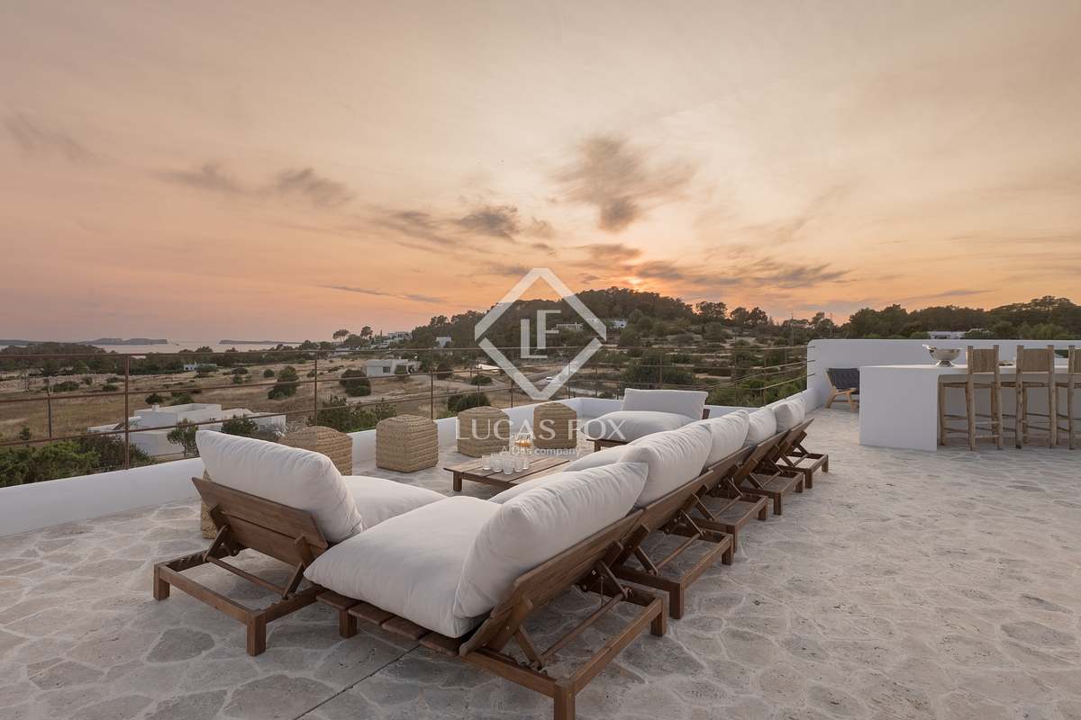 House in Sant Antoni de Portmany - view 1