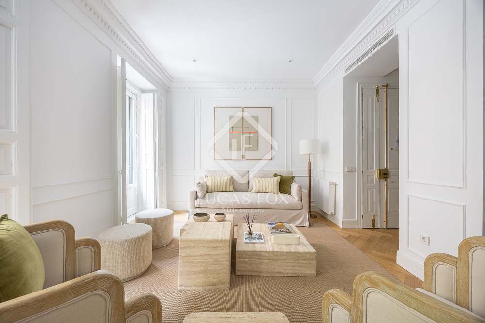 Apartment in Comunidad de Madrid - view 1