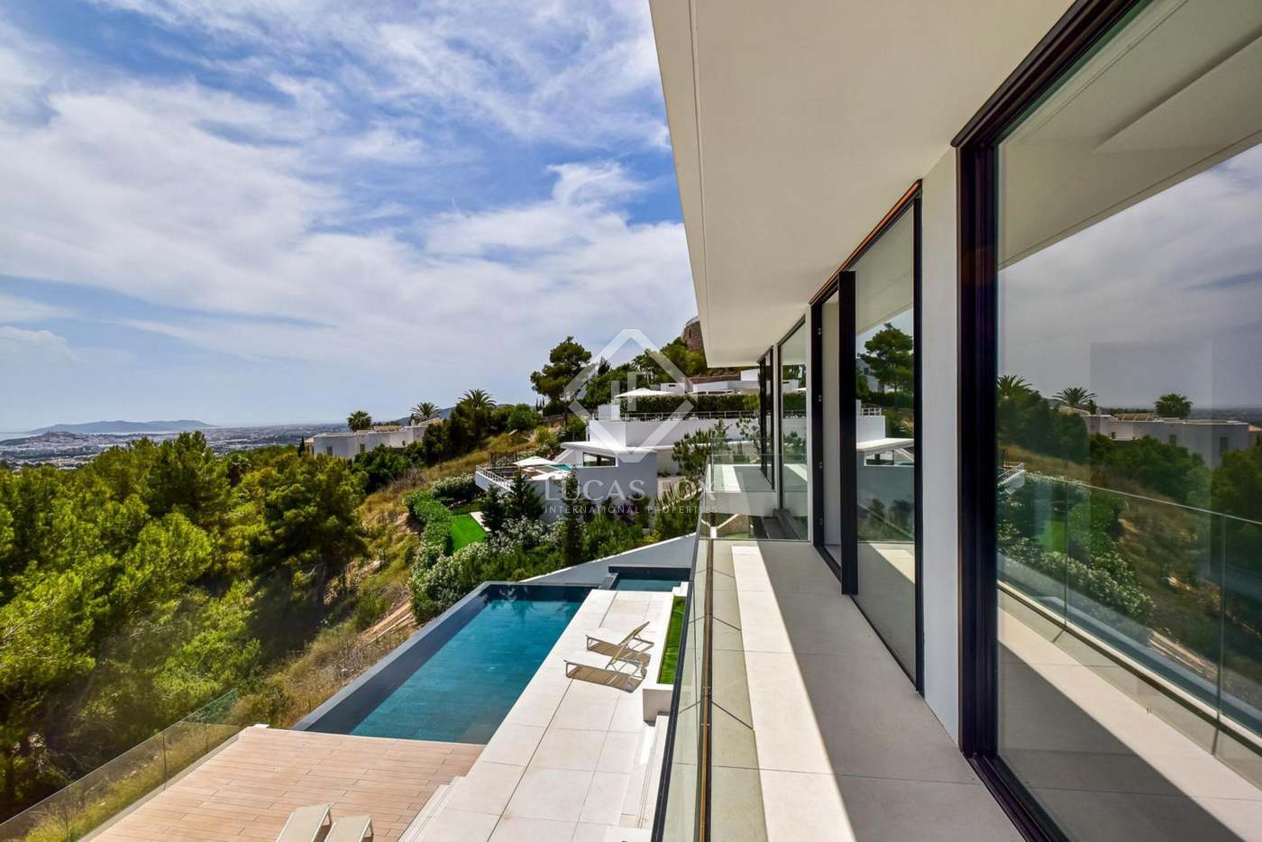 House in Ibiza Town - view 1