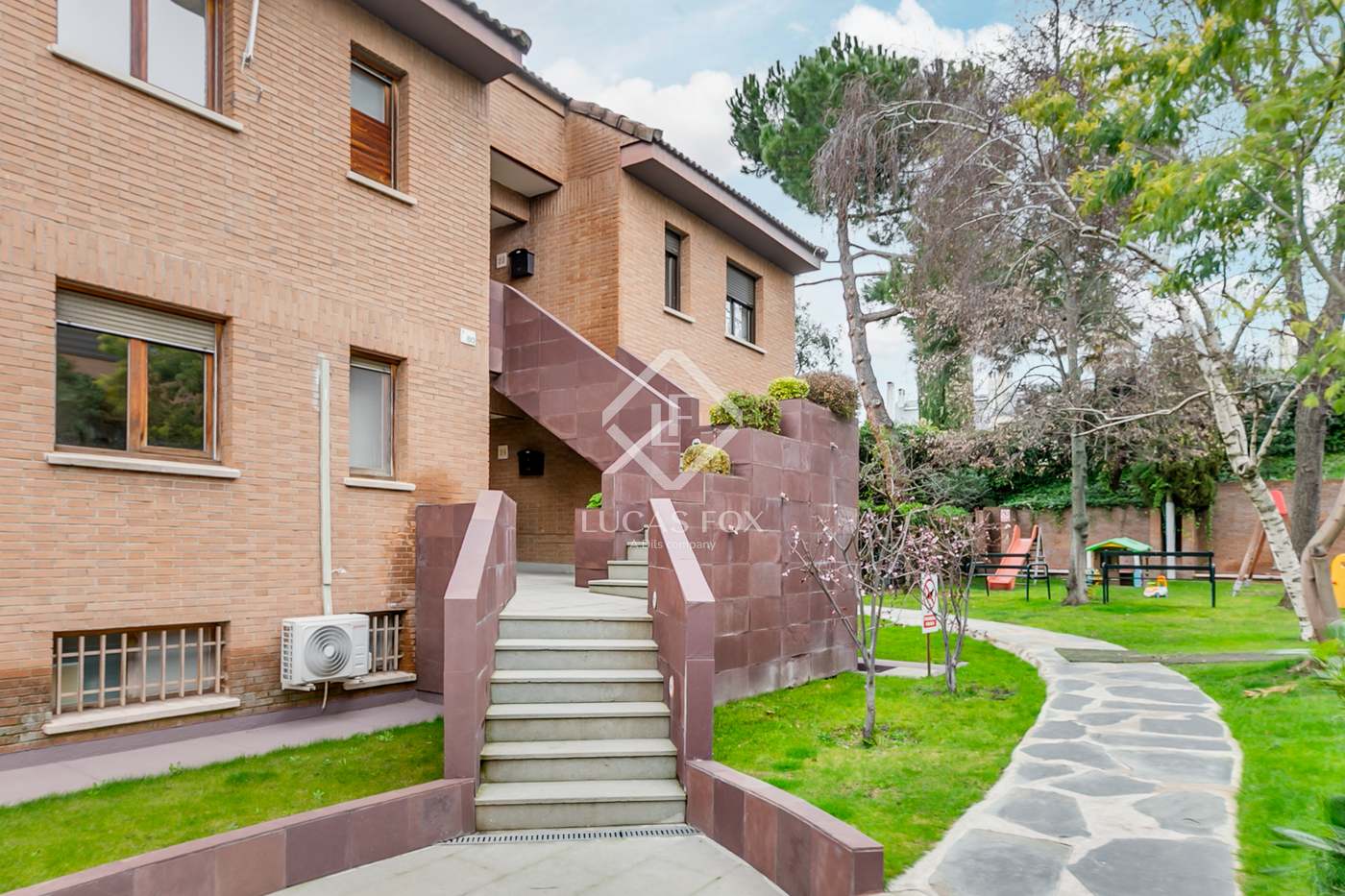 Apartment in Madrid - view 1