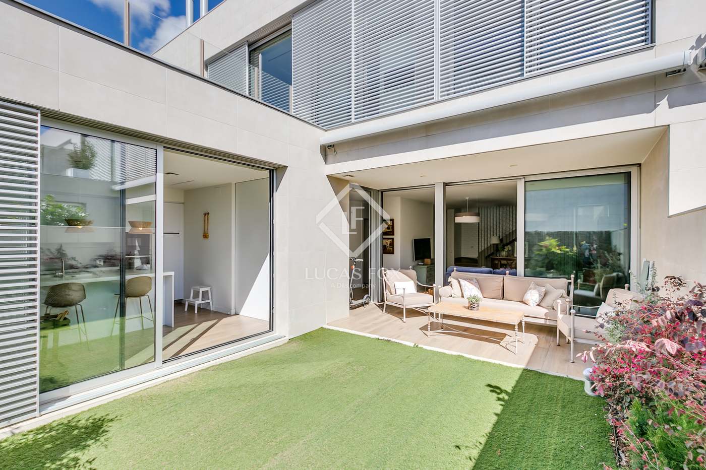 House in Madrid - view 1