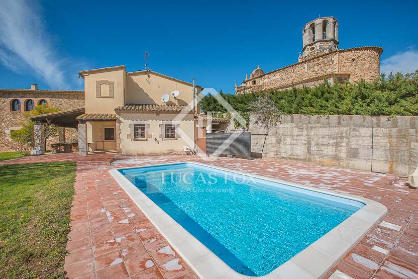 House in Girona - view 1