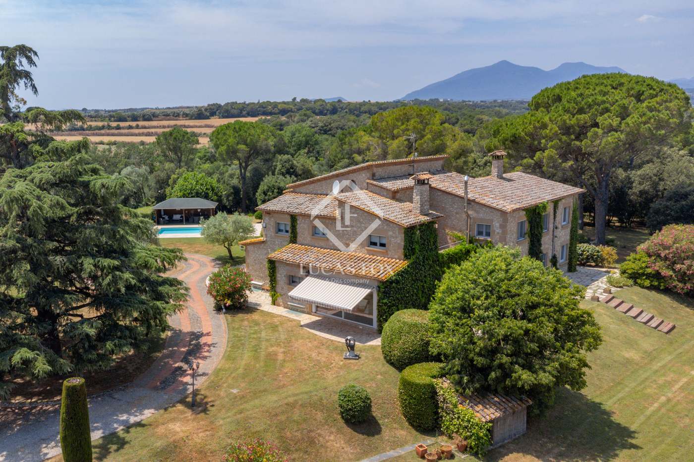House in Navata - view 1