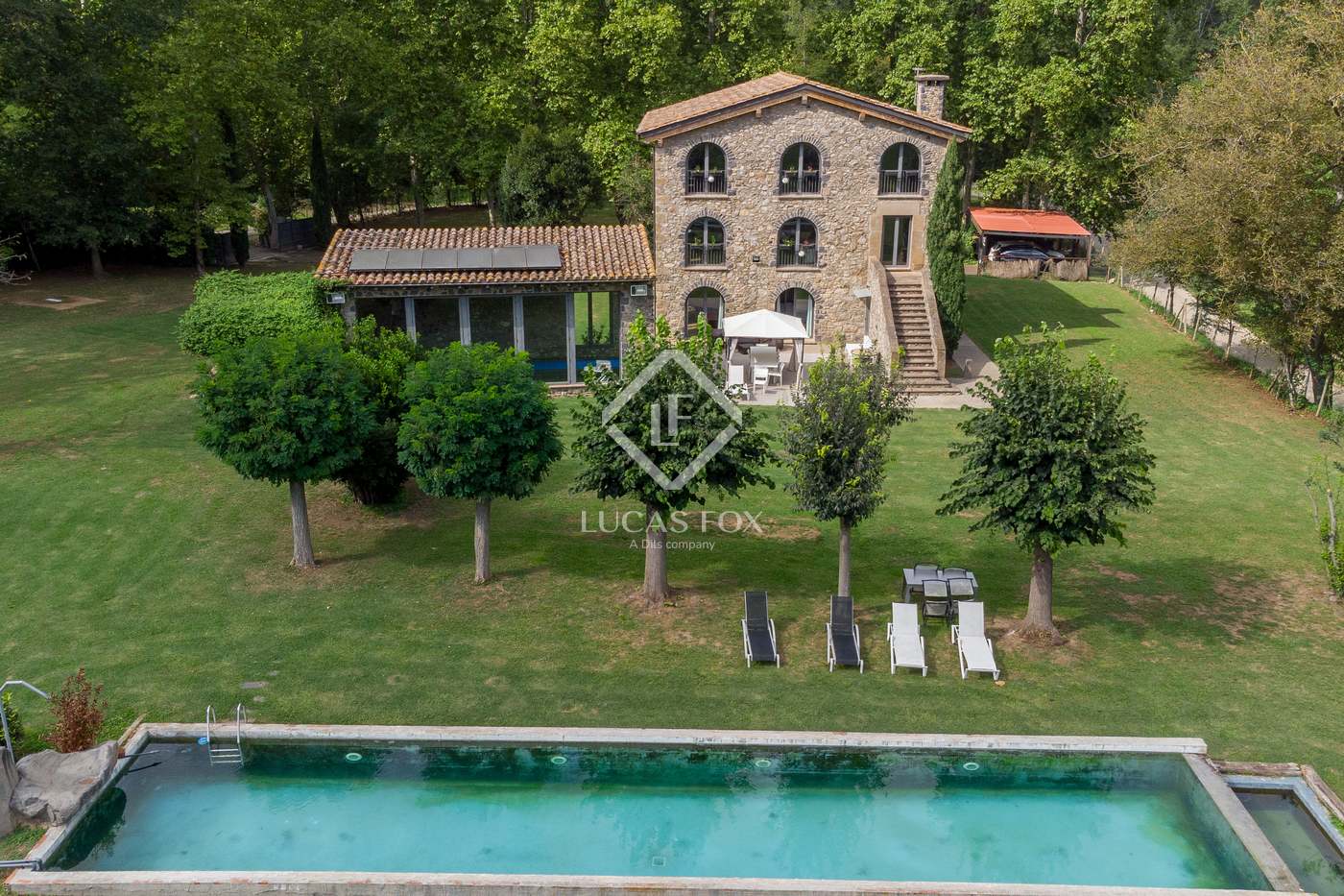 House in Sant Joan les Fonts - view 1