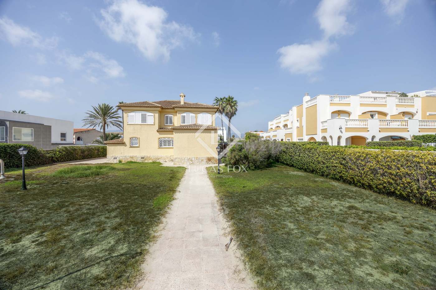 House in El Grao - view 1