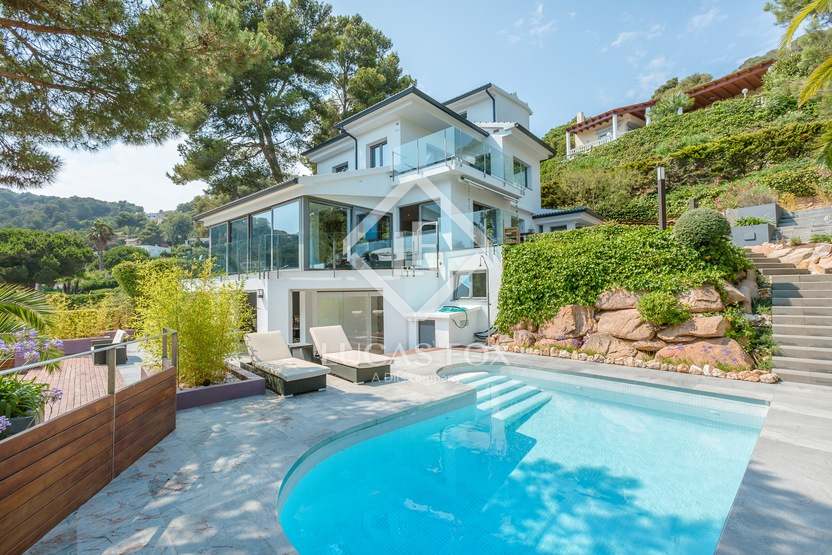 House in Blanes - view 1