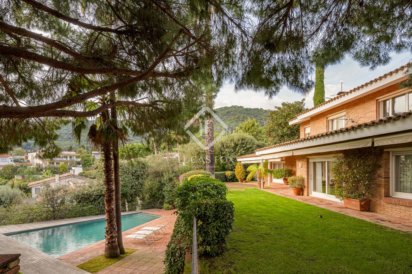 House in Premia de Dalt - view 1