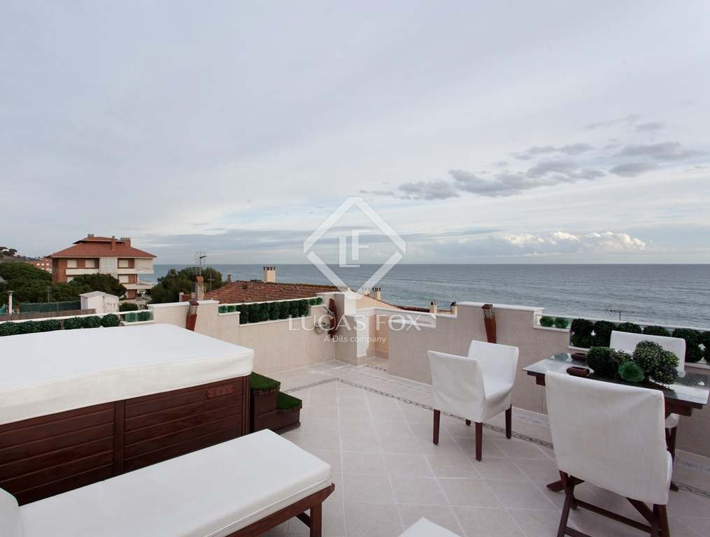 House in Caldes d'Estrac - view 1