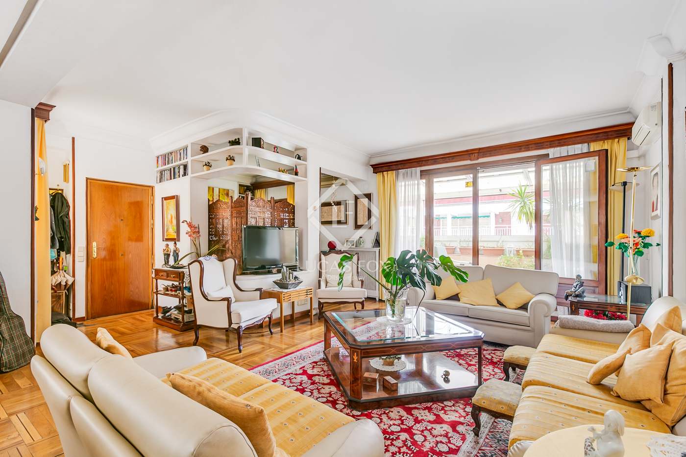 Apartment in Comunidad de Madrid - view 1