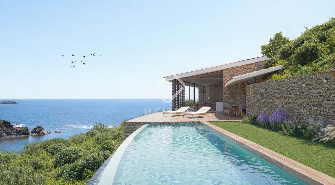 House in Girona - view 1