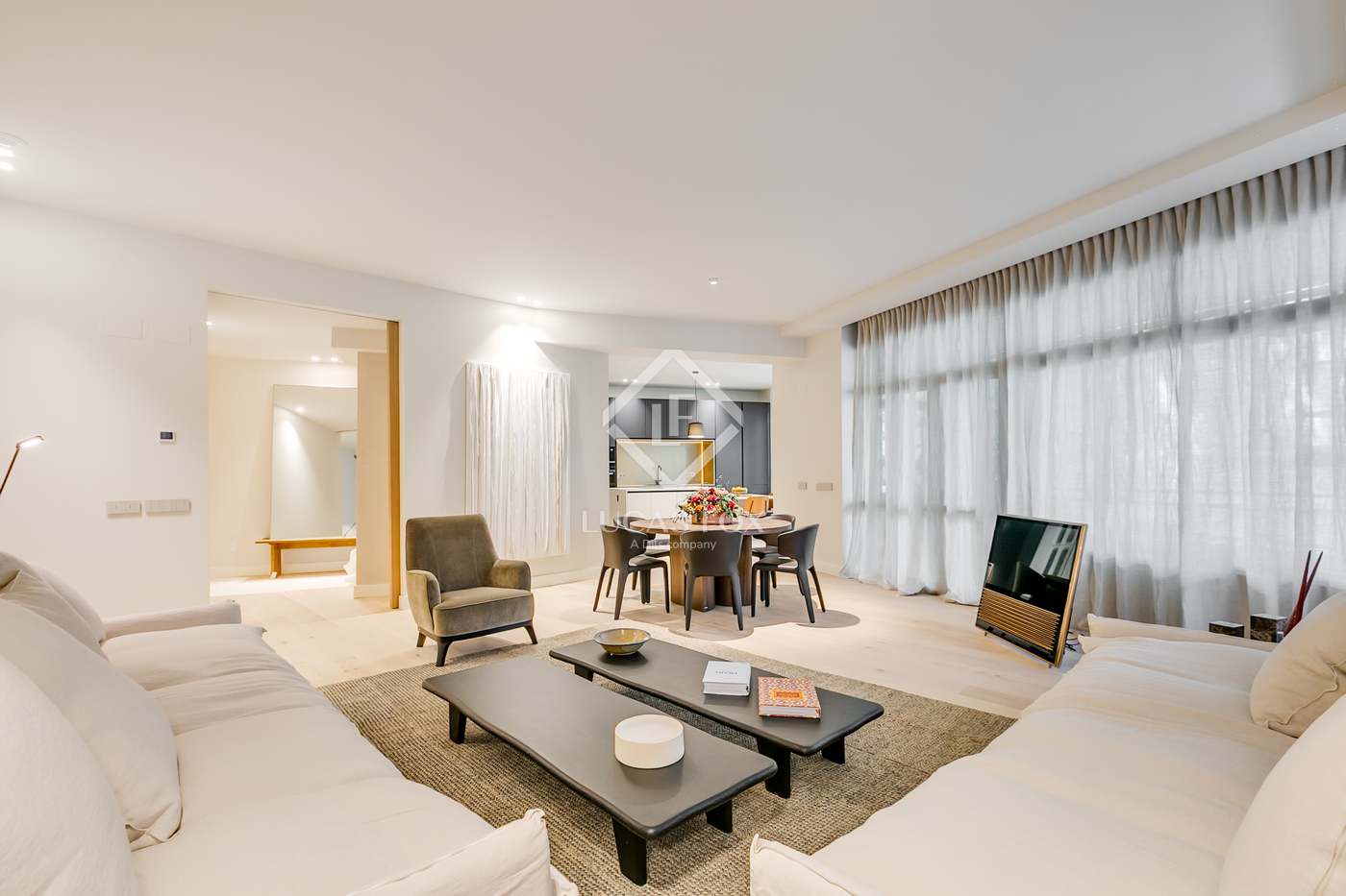 Apartment in Comunidad de Madrid - view 1