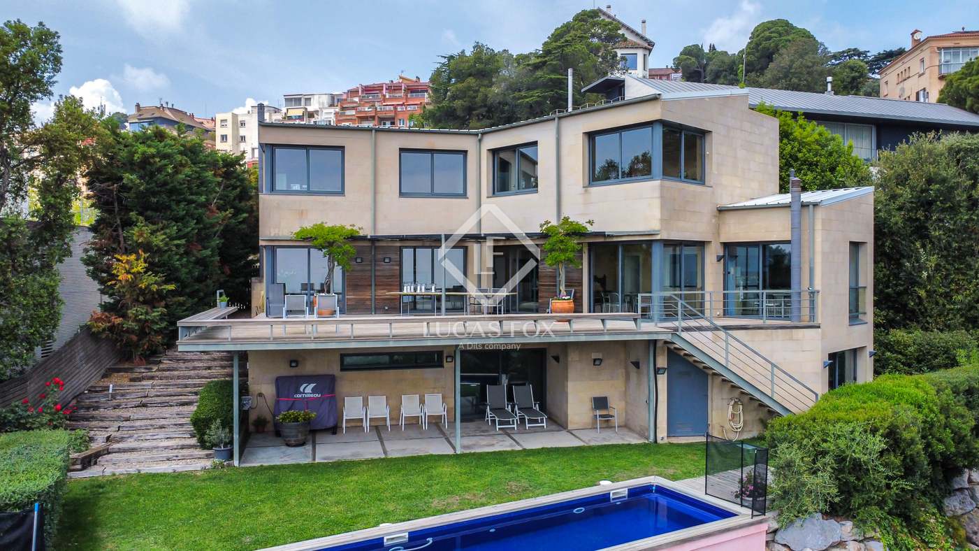 House in Barcelona - view 1