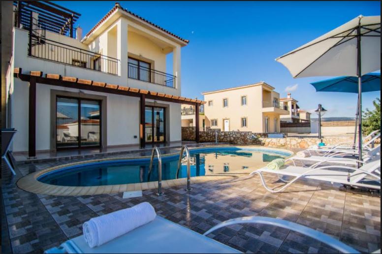 House in Neo Chorio - view 1