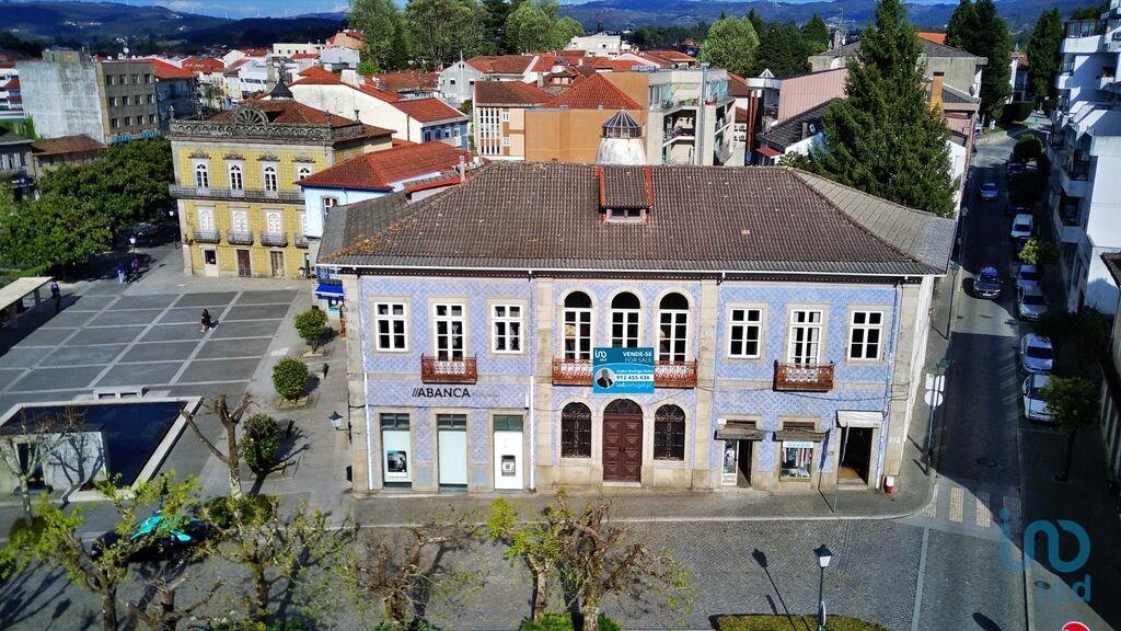 House in Fafe - view 1