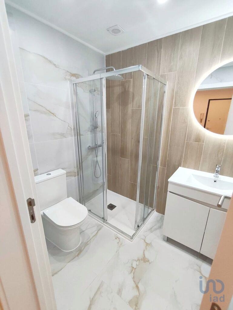 Apartment in Loures - view 1
