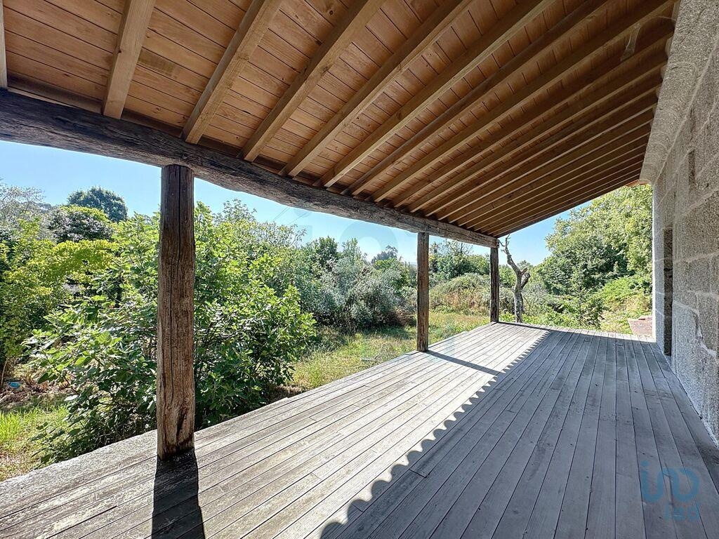 House in Fafe - view 1