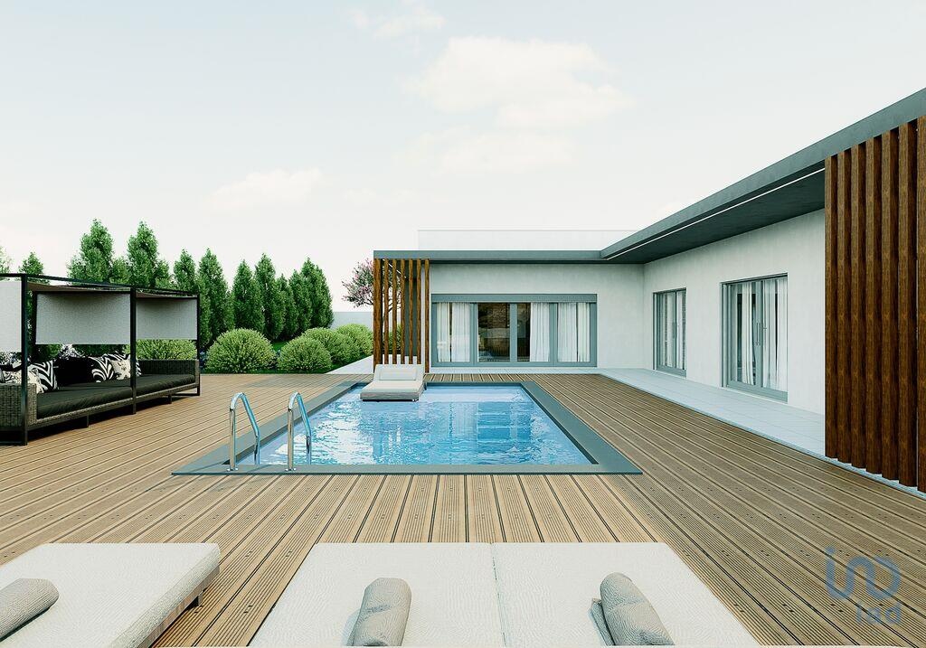 House in Rio Maior - view 1