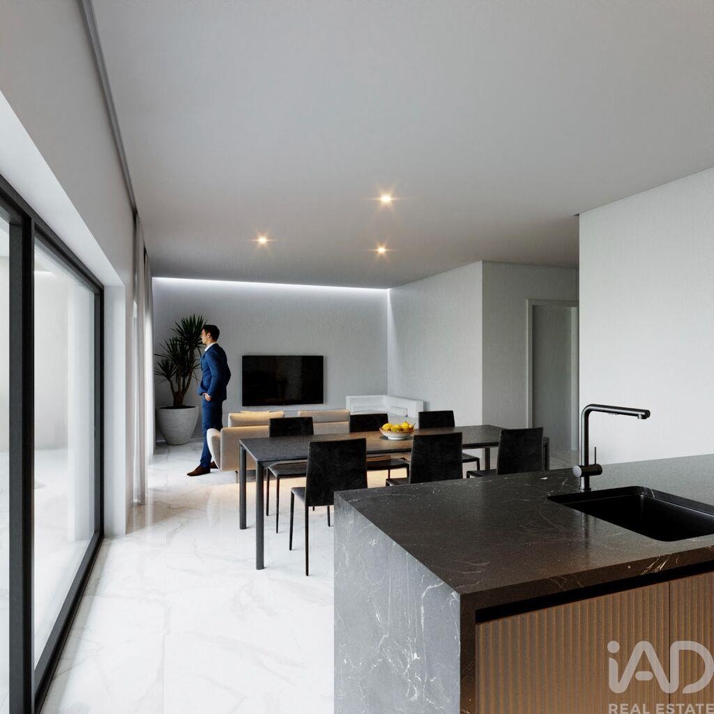 Apartment in Estombar - view 1