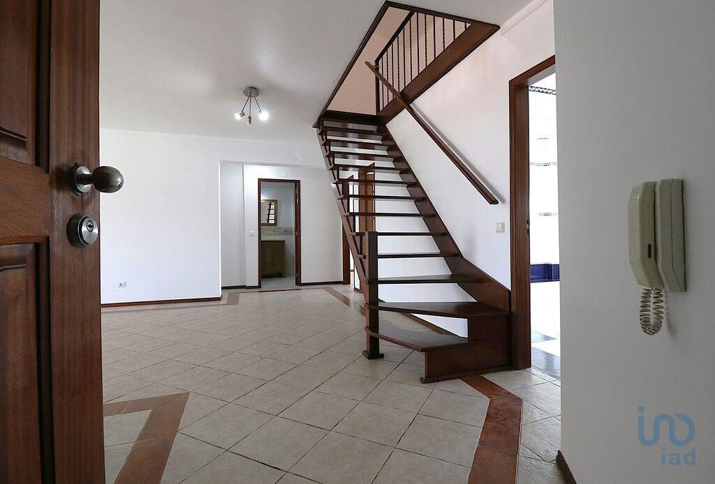 Apartment in Caldas da Rainha - view 1