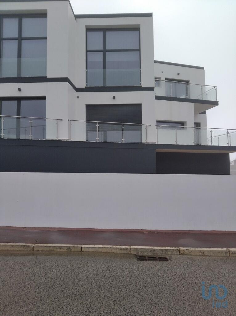 House in Santiago do Cacem - view 1