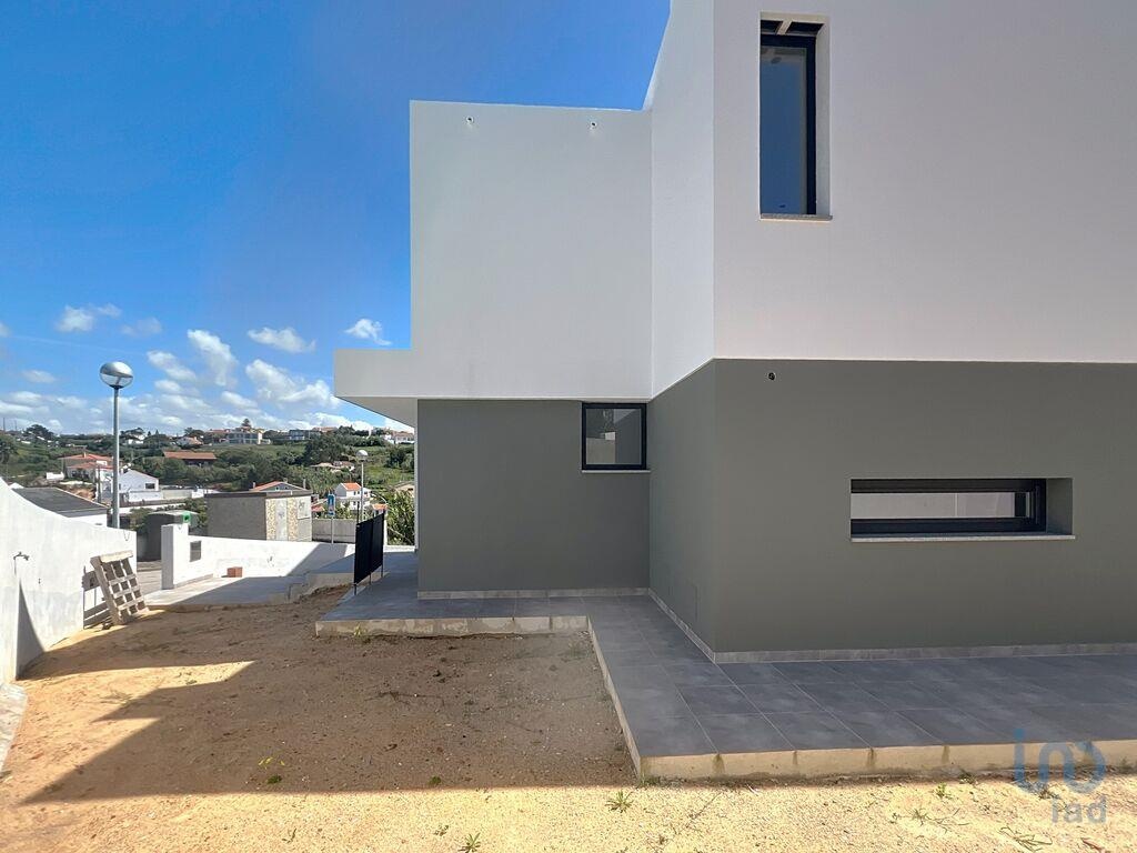 House in Mafra - view 1