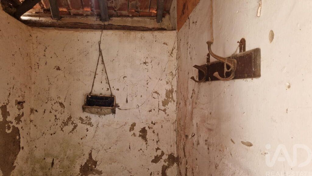 House in Batalha - view 1