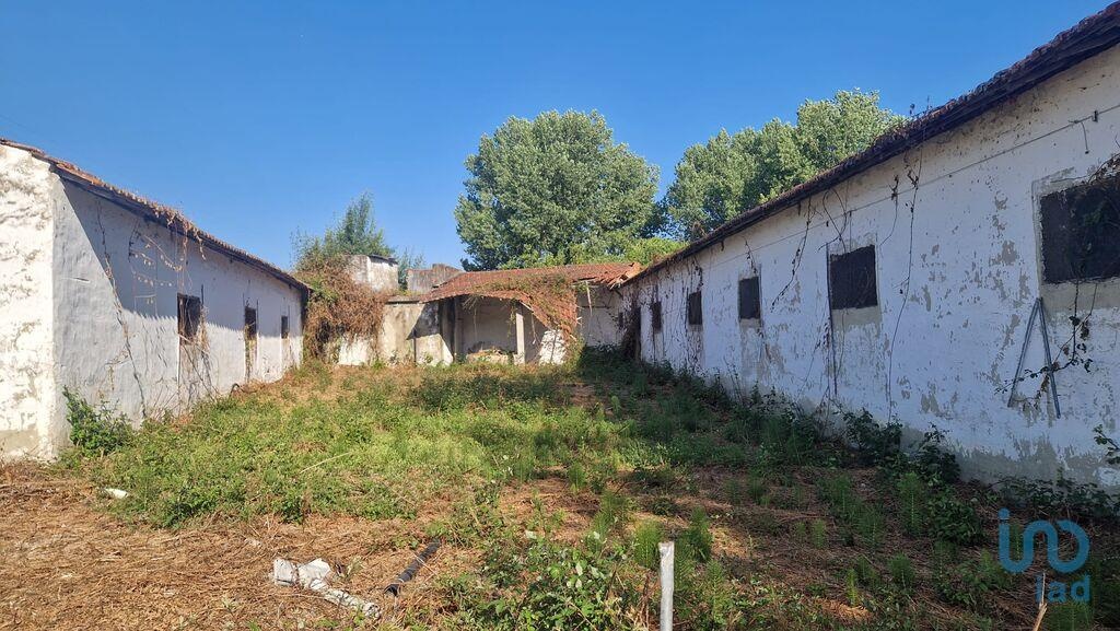 House in Batalha - view 1