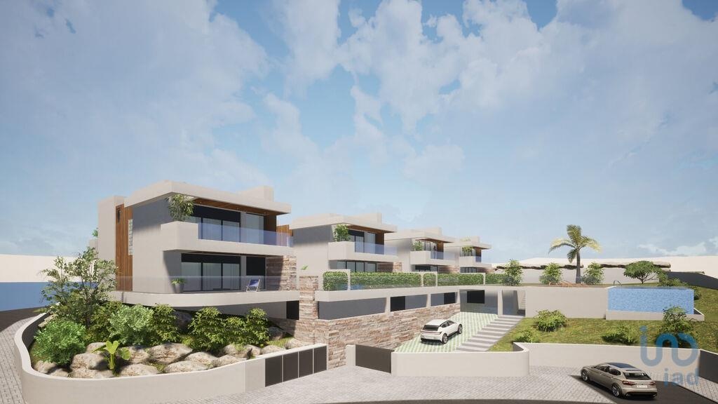 House in Mafra - view 1